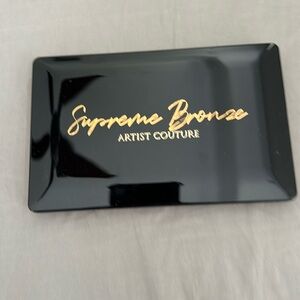 New without box Artist Couture supreme bronze